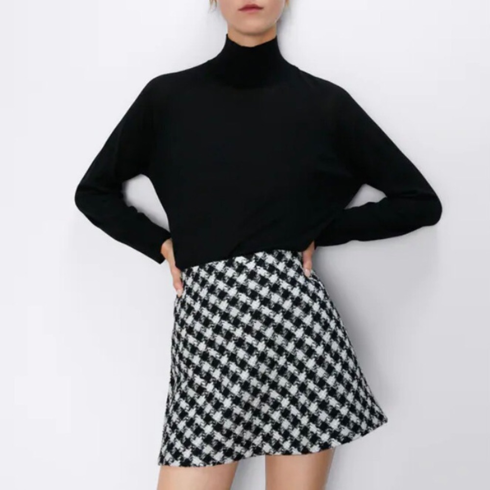 Zara tweed mini skirt